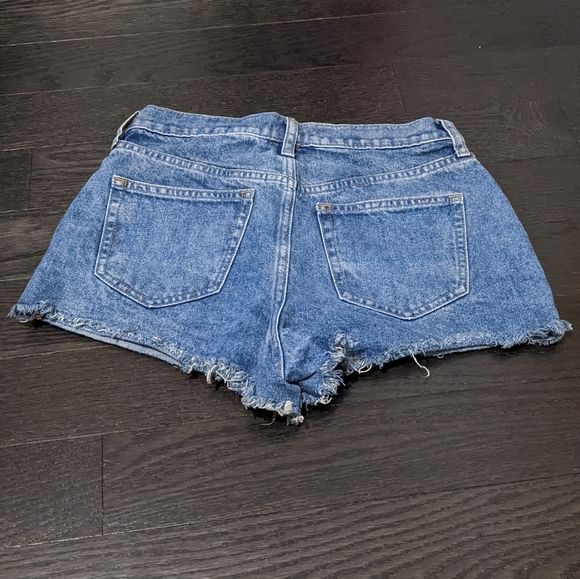 Pink (Victoria's Secret) High-rise Shorts Size 6 - Picture 3 of 3